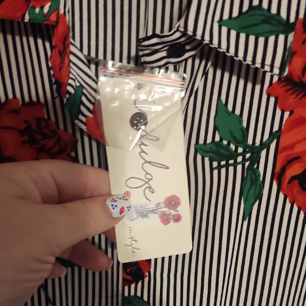 Indulge Red Floral Striped Women Shirt - Picture 3 of 5